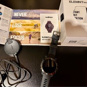 Wahoo ELEMNT Rival smart watch